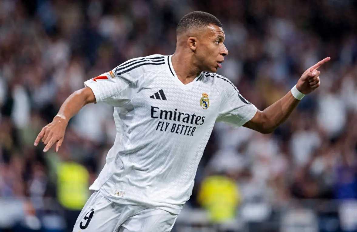 汉堡队取得胜利,取得连胜势头的简单介绍 汉堡队取得胜利,取得连胜势头的简单介绍