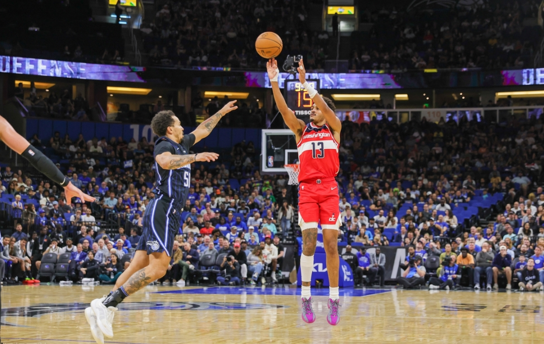 aoa体育体育app下载-魔术球队防守成为突出亮点，篮板优势明显的简单介绍