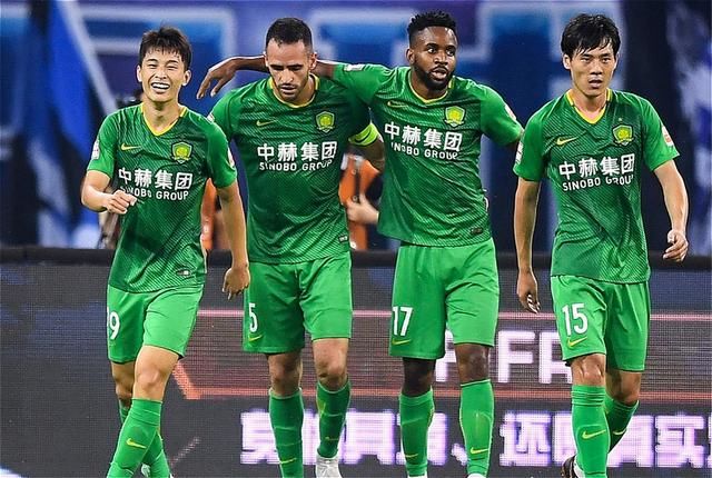 卡纳瓦罗带领恒大逆转战胜国安的简单介绍