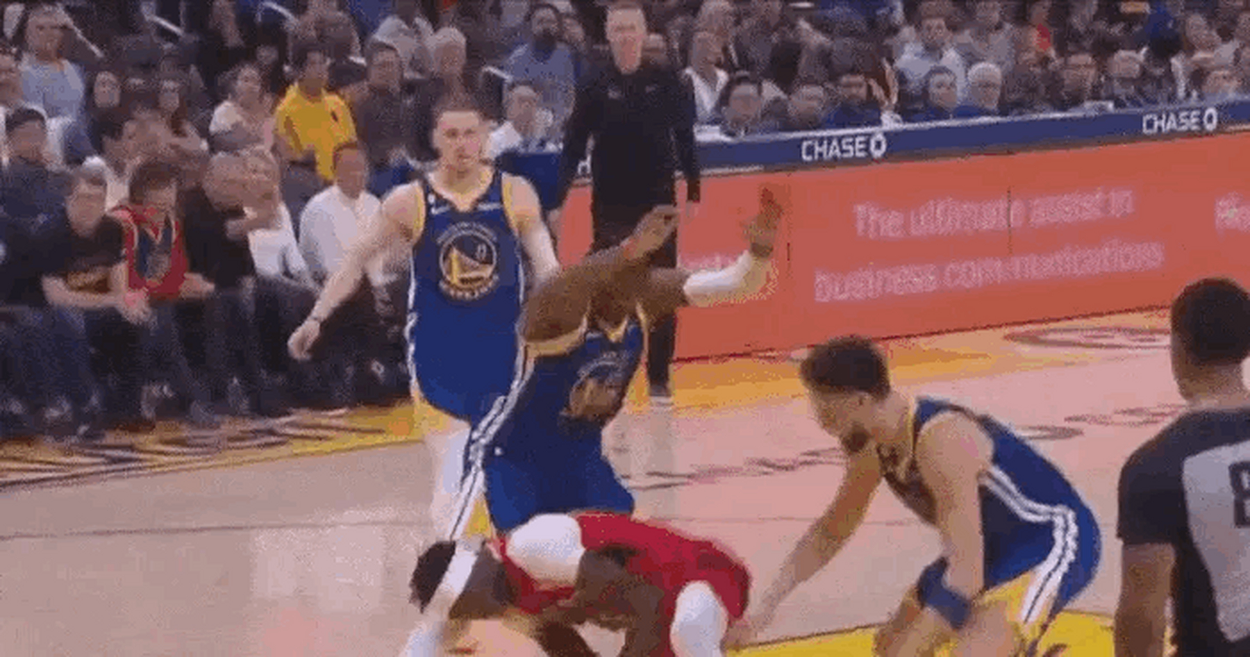 aoa体育体育平台-关于猛龙队防守出色，对手难以下手的信息