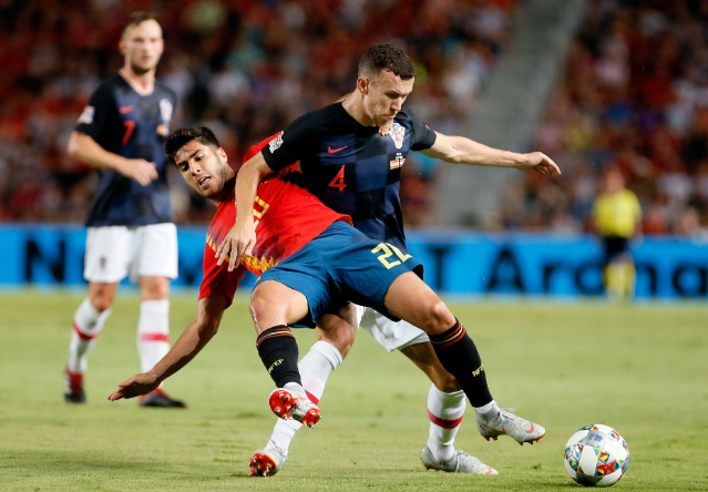 土耳其队成功晋级欧锦赛,表现稳定强劲 土耳其队成功晋级欧锦赛,表现稳定强劲