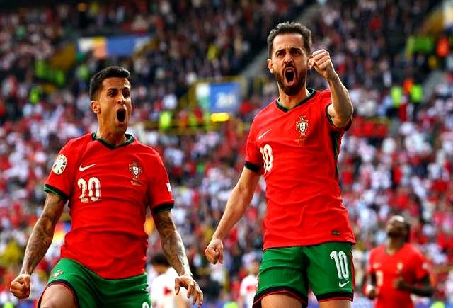 aoa体育体育链接-葡萄牙队灵活应对，成功晋级淘汰赛的简单介绍