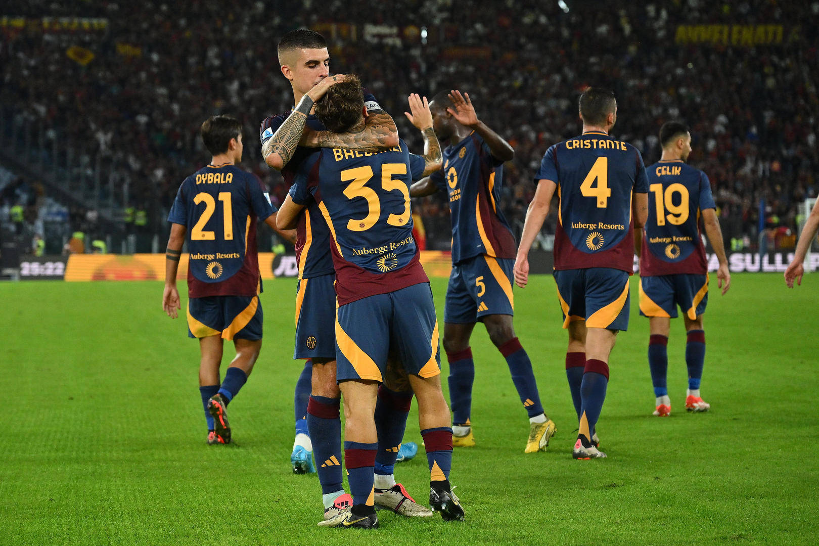 aoa体育体育在线登录-埃弗顿主场迎来胜利，球迷欣喜