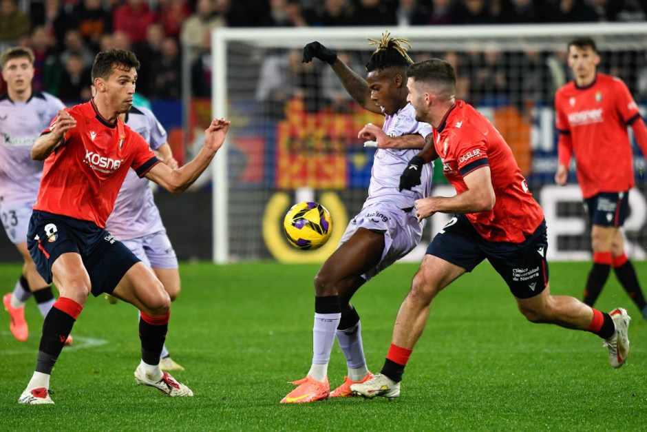 奥萨苏纳继续保持不败,获得平局 奥萨苏纳继续保持不败,获得平局