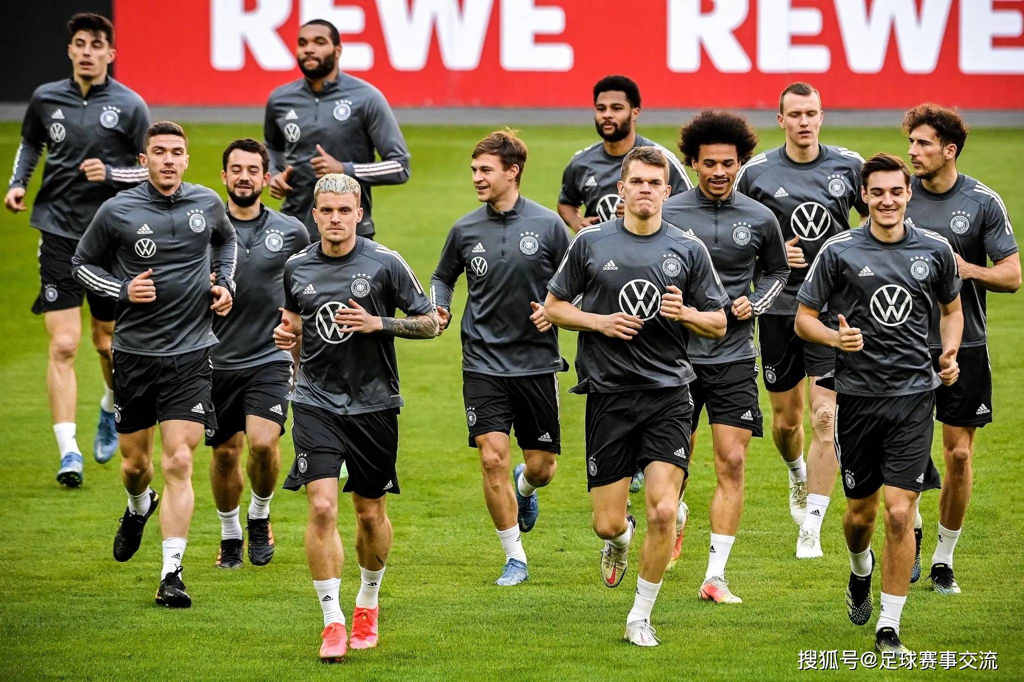 aoa体育体育地址-欧国联半决赛：德国连进两球，轻松晋级决赛的简单介绍