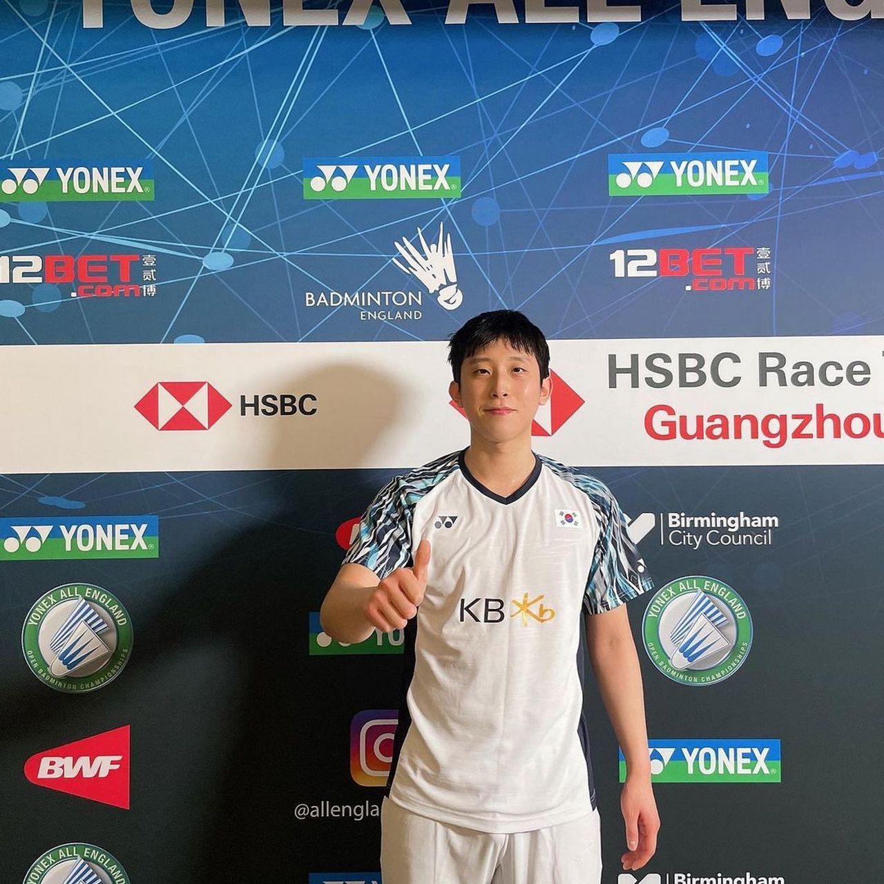 aoa体育-关于法兰克福队一枝独秀，努力夺得联赛前列的信息