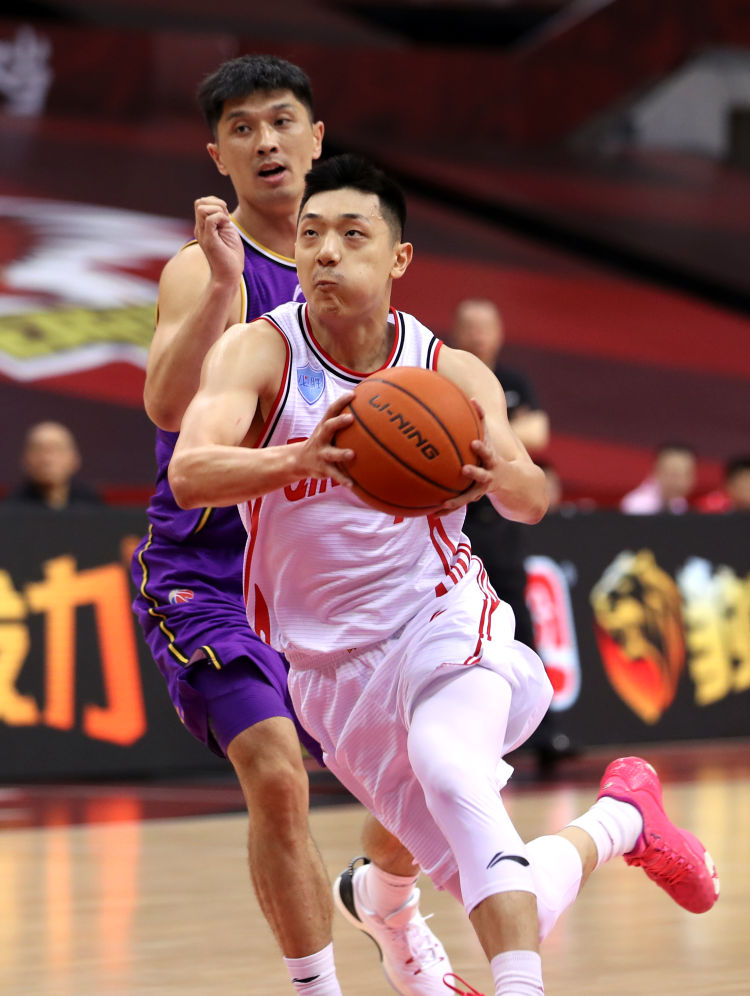 aoa体育体育官网-青岛队备战用心，全力挑战实现突破