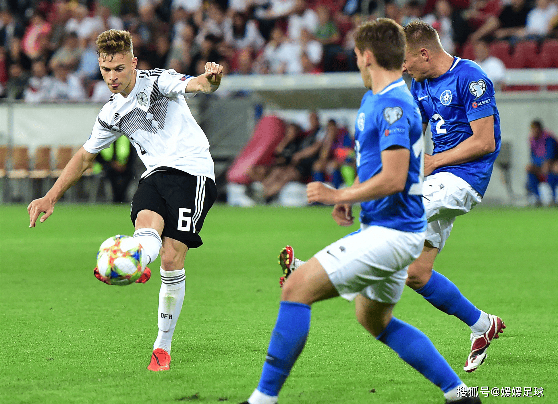 足球比赛开启了令人期待的对决 足球比赛开启了令人期待的对决