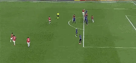 AC米兰主场不利,球迷情绪低落的简单介绍 AC米兰主场不利,球迷情绪低落的简单介绍