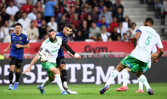 aoa体育体育亚洲官网-都灵客场失利，恩波利获得胜利