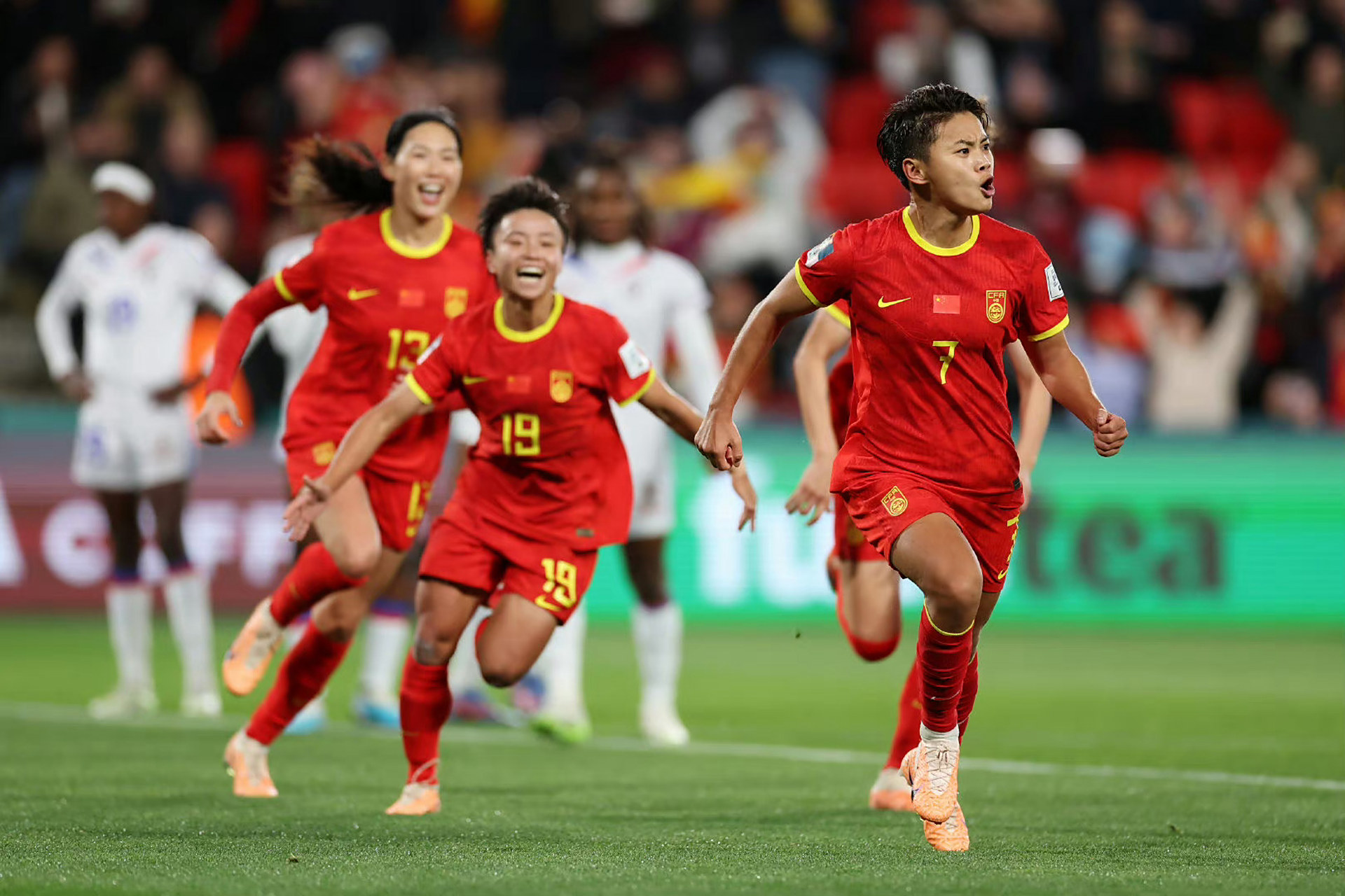 aoa体育体育链接-世界杯女足比赛中，中国队势不可挡