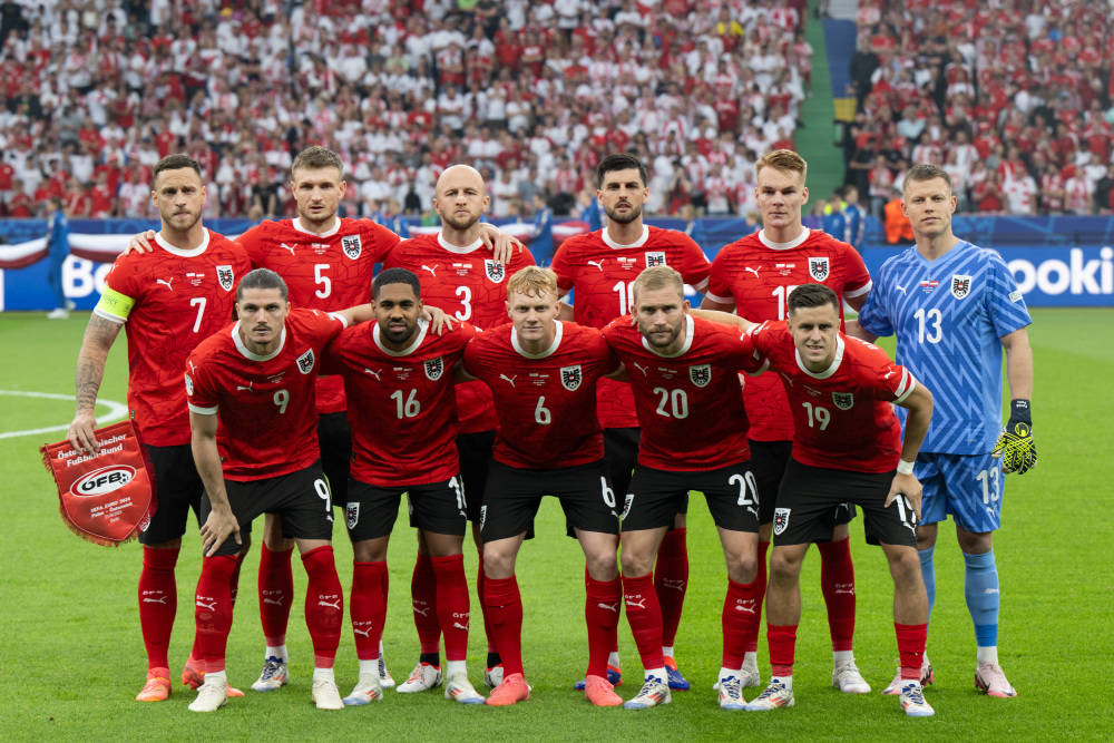 意大利队横扫奥地利队,展现出强大的实力的简单介绍 意大利队横扫奥地利队,展现出强大的实力的简单介绍