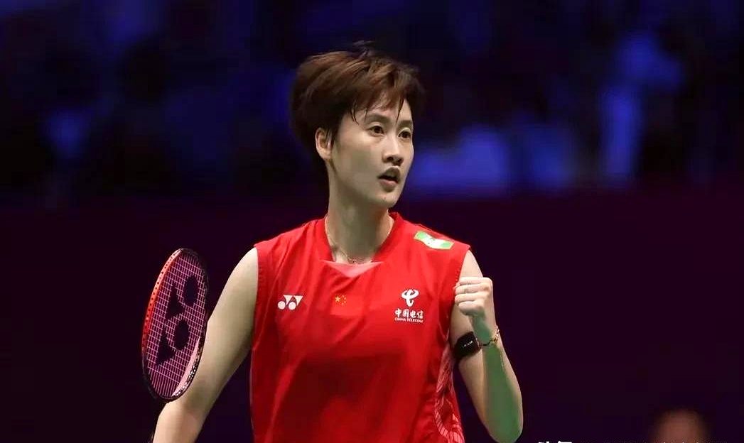 aoa体育体育官网-泰国羽毛球选手逆袭晋级八强