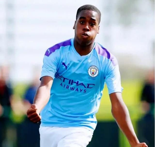 aoa体育体育平台-多特蒙德逆袭巴黎！德甲劲旅展现斗志