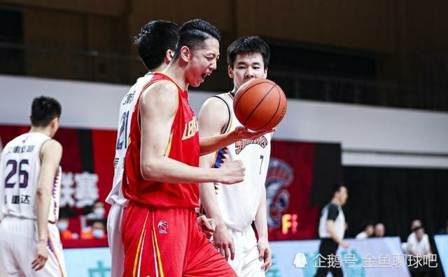 包含深圳人员伤愈复出，战力强大的词条